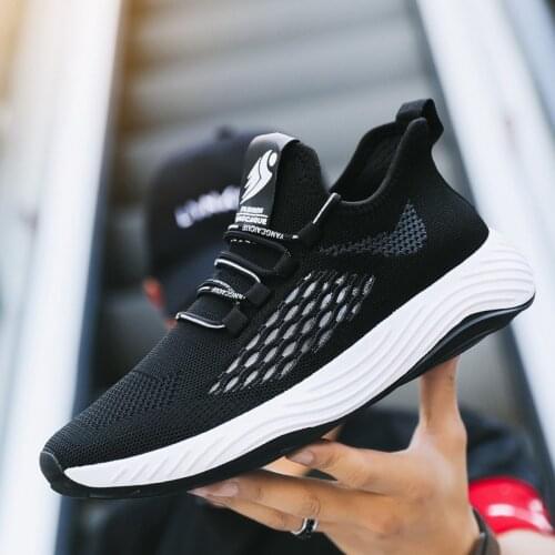2021 Spring and Summer Mens Shoes Version Fashion Mens Sports Casual Running Shoes Spring Breathable Mesh Mens Sneakers