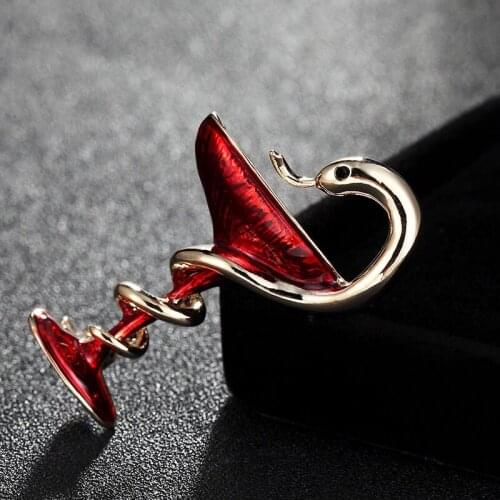 Green Red Enamel Snake Brooches for Men Jewelry cocktail Trophy Memorial Cup With Snake Brooches Pins Women bags Accessory
