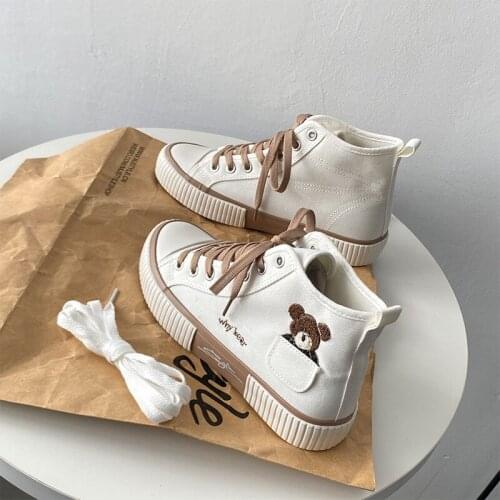 Women Pocket Bear Embroidered High-Top Canvas Shoes for Woman 2021 Spring New Style Sneaker Shoes