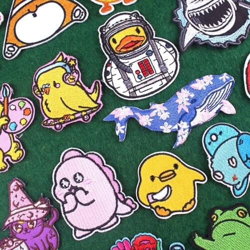 Cute Animals Dinosaur Patch Iron On Embroidered For Clothing Cartoon Cat/Duck Patches For Kid Clothes Appliques Sticker T-shirt