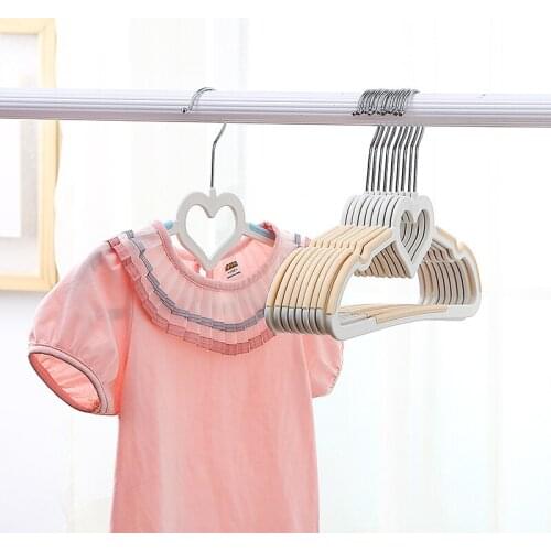 20pcs/lot 31.5cm multi-functional plastic childrens clothes rack. Heart-shaped baby clothes rack