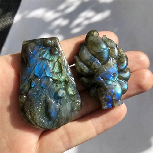 Beautiful quartz natural Labradorite stone Quartz Crystal hand Carved Owl fox mermaid squirrel
