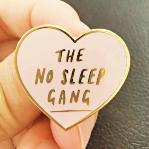 YAOJIE No Sleep Gang Pink Love Heart Enamel Brooch Pin Backpack Hat Bag Collar Lapel Pins Badges Fashion Jewelry Accessories