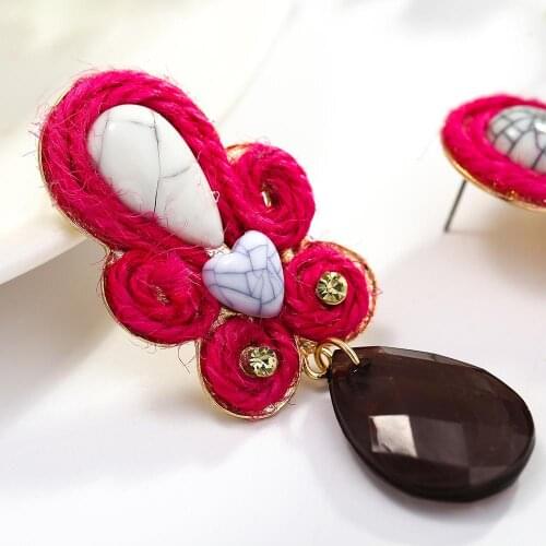 Vintage Woven Straw Crystal Pendant Earrings Rhinestone Pattern Jadeite Earrings Fashion Glossy Fish Scale Shape Hoop Earrings