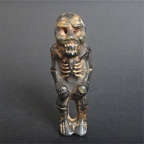 COLLECT BLACK IRON METEORITE SKELETON AND MAN JEWELRY FROM HONGSHAN CULTURE AND PLAY OLD JADE JEWELRY