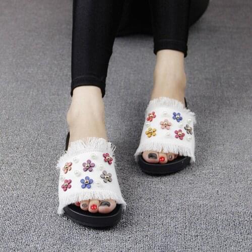2019 New Korean Female Summer Sandals Casual Slippers Online Denim Daisy Pearl Ladies Comfort Footwear Cheap