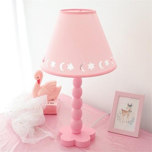 Nordic Cute Princess Wooden Pink Table Lamps Childrens Bedroom Bedside Lamp Girl Romantic Study Room Desk Table Lights Fixtures