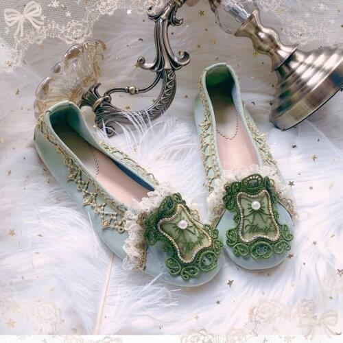 Womens Vintage Pearls Embroidery Lace Flats Loafers Retro Lolita Soft Designer Shoes Moccasin DIY Mary Janes Sweet New 2021
