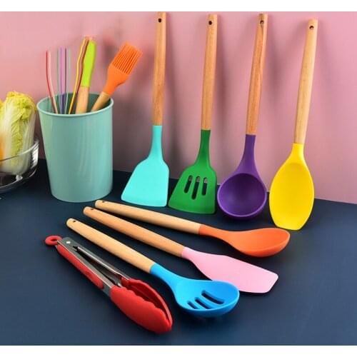 Creative Colorful Kitchenware Set Simple Silicone Wooden Handle Cooking Shovel Spoon 12 Pieces of Kitchen Tool Accessories