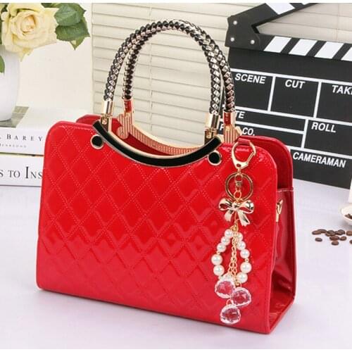 New Luxury Simple Shells Leather Handbag Famous Brands Designer Female Tide Knitting Shoulder Bag Women Messenger Bag