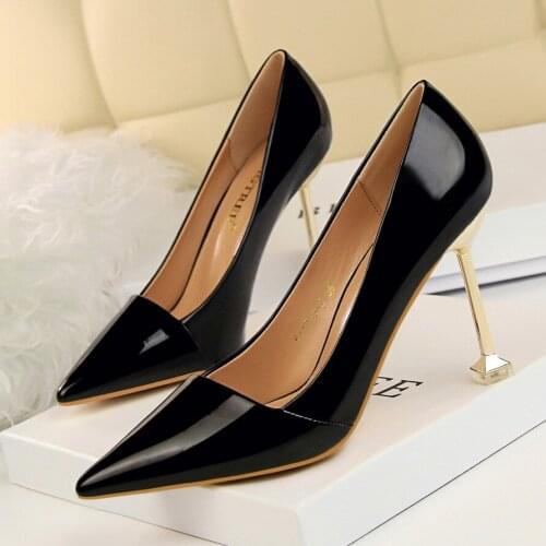 Spring Concise Female Office Pumps Pointed Toe Solid Patent Leather Thin High Heels Ladies Work Shoes Party Women Wedding Shoes