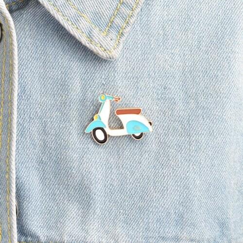 Cute Cartoon Motorcycle Enamel Brooch Pin Unisex Denim Jackets Backpack Badge Jewel customize brooch pinry kleding accesoires