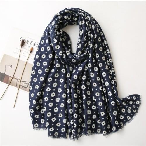 14 Colors New Summer Floral Scarf Winter For Women Shawl Daisy Scarf Hijab Scarves Soft Marguerite Wrap Blanket Scarfs Wholesale