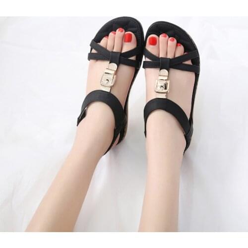 Women Sandals Summer 2021 Gladiator Shoes Woman Bohemia Women Flat Casual Sandals Metal Buckle Flip-Flop Beach Sandals