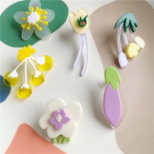 UJBOX Acrylic Resin Flower Earrings Women Pear Flower Tulip Stud Earrings No Piercing Earrings for Girls Birthday Gift