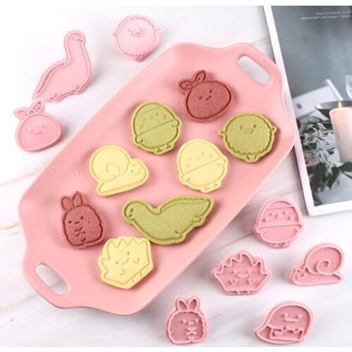 8Pcs/Set Cartoon Cookie Cutters Animals Plastic 3D Cartoon Pressable Biscuit Mold Stamp Kitchen Baking Pastry Bakeware Mold