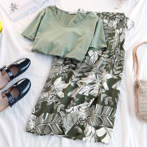 2020 Two Piece Set Tracksuit Summer Preppy Cotton Green Short T-shirt + printing Long Skirt Sets Women Fashion Skirts Suits