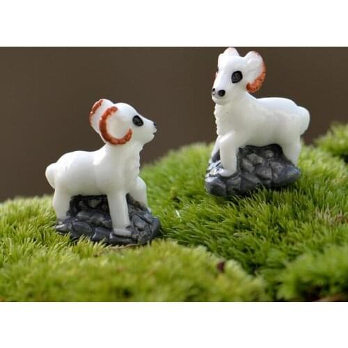 2pcs/lot Goat with Rock Figurine Miniature Statue Decoration Mini fairy garden Cartoon Character animal resin craft TNA123