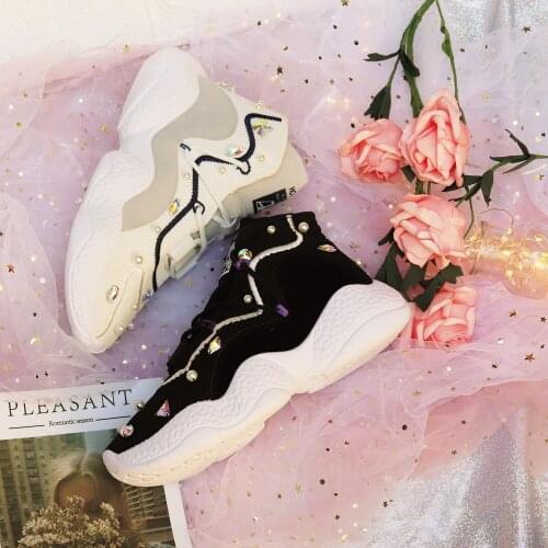 Soft sole comfortable mesh pearl fashion handmade ladies sports casual shoes spring and autumn college style single shoes