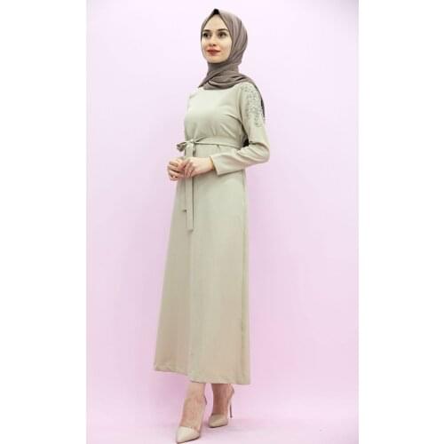 New Season Summer Trend Muslim Dress Shoul Gemstone Belted Dress Cream