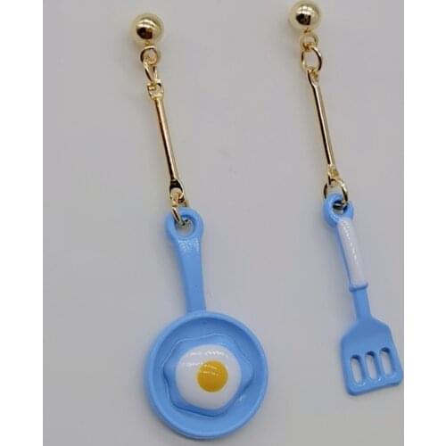 Kitchenware earrings simulation spatula flat omelette pan earrings fashion funny fun asymmetric beautiful earrings jewelry