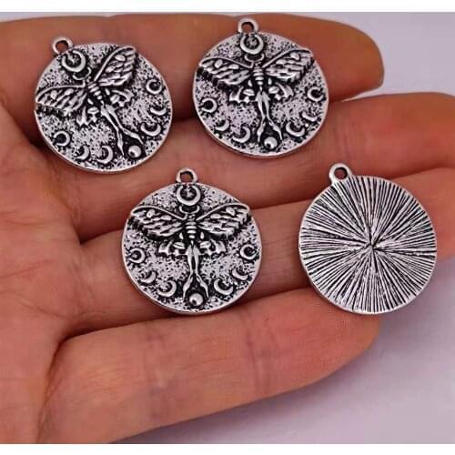 Hzew 5pcs new moon skull pendant moon phase with moth occult witch goth jewelry pendant charm for women man Accessories