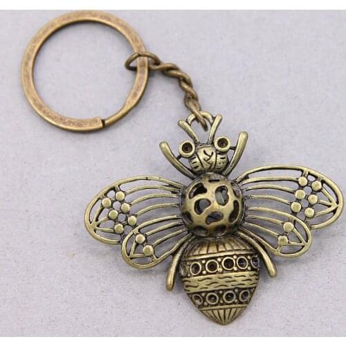Ancient bronze Keychain 105*60mm Hollow out butterfly Pendants DIY Ladies bags Jewelry Car Key Chain Ring Holder Souvenir Gift