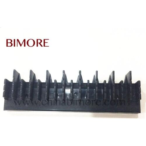 BIMORE QSRX.A-2-2 Escalator Step Demarcation Length 155mm Width 44mm Install Size 100mm 17T