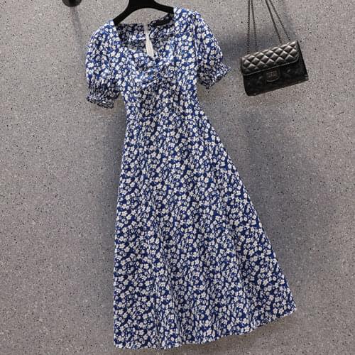 Install 2021 summer new floral puff sleeve slim skirt square neckline age-reducing dress women