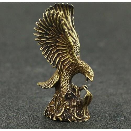Antique Flying Eagle Mininature Ornaments Copper Small Animal Office Decor Solid Brass Casting Ancient Crafts Collection Gifts