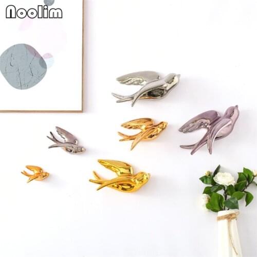 Nordic Ceramic Indoor European 3D Wall Hanging Background Wall Decorative Bird Ornaments Dessert Tea Shop Wall Decoration Crafts