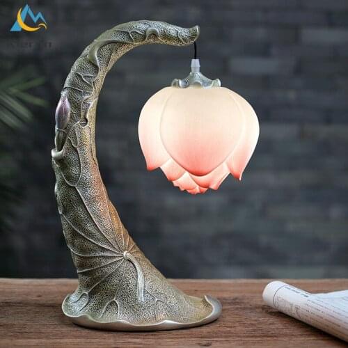 Modern Minimalist Lotus LED Desk Lamps Restaurant Hotel Bedroom Living Room Study Bedside Table Lamp Room Decoration Desk Lights