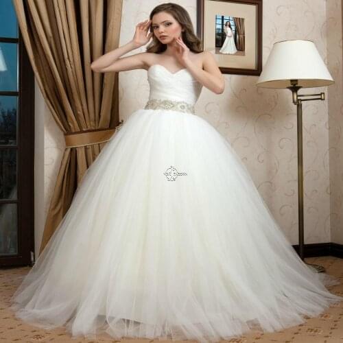 2019 Vintage Sweetheart Neck Wedding-Dresses White Ivory Beautiful Princess Bridal Gown Skirt Vestido De Noiva