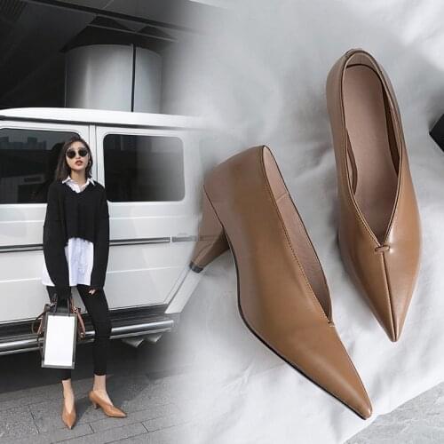Okkdey Suede Pumps