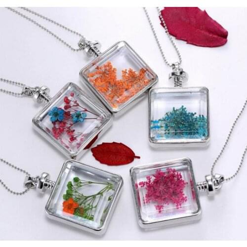 10 Pieces White Lace Flower Natural Real Pressed Dried Flower Poxy Resin Pendant Necklace Jewelry Making Craft DIY Accessories