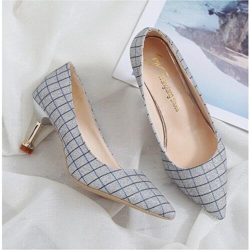2020 New spring fashion trend womens singles shoes color matching plaid pattern elegant daily professional womens shoes U22-81