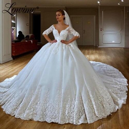Lace Applique Wedding Dresses 2020 Custom Bridal Gowns Bride Dress Vestido De Noiva （inclue veil）Long Train Wedding Gowns