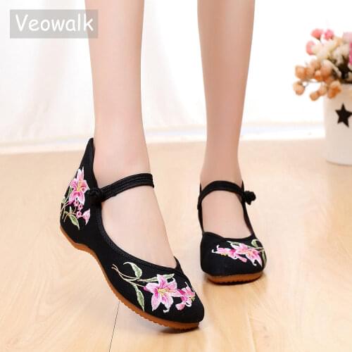 Veowalk Comfortable Women Cotton Fabric Ballet Flats Vintage Flower Embroidered Elegant Ladies Casual Ballerinas Shoes