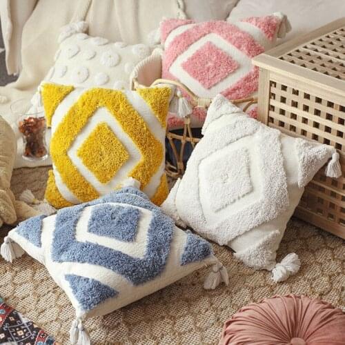 Nordic Style Tufted Handmade Pillow Cover White Yellow Blue Pink Morocco Geometric Cushion Covers Tassels Decorative Pillowcase