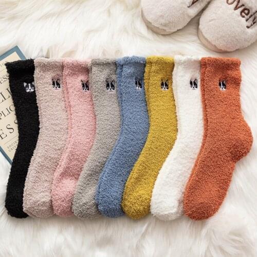 2020 Winter Womens Thickening Cashmere socks Girls Bed Floor Socks Warm Dog Paint Fluffy Socks Floor Carpet Solid Color Towel