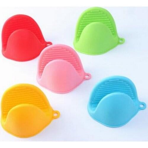 100pcs/lot, Creative Finger clip Baking Tools Silicone Kitchen Oven Baking Glove Pot Mitt Tool Holder Heat Resistant