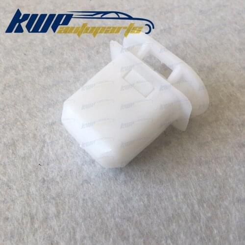 REAR SEAT LOCKING CLIP X 1 ONLY 72693-12080 for TOYOTA NEW FLAT RATE POSTAGE