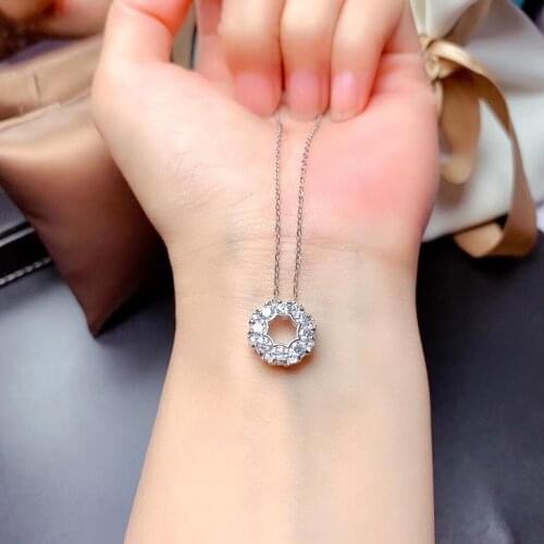 Round style pouring moissanite gem necklace for women necklace jewelry real 925 silver birthday gift shiny better than diamond