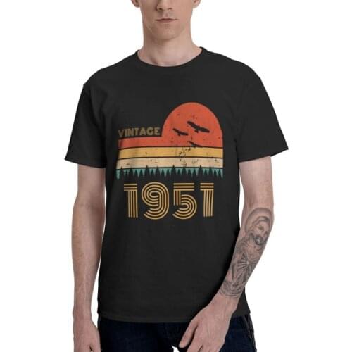 Vintage Born In January 1951 T Shirt Men Short Sleeve Cotton T-shirts 70th 70 Years Old Birthday Gift Tees Top Novelty Tshirt