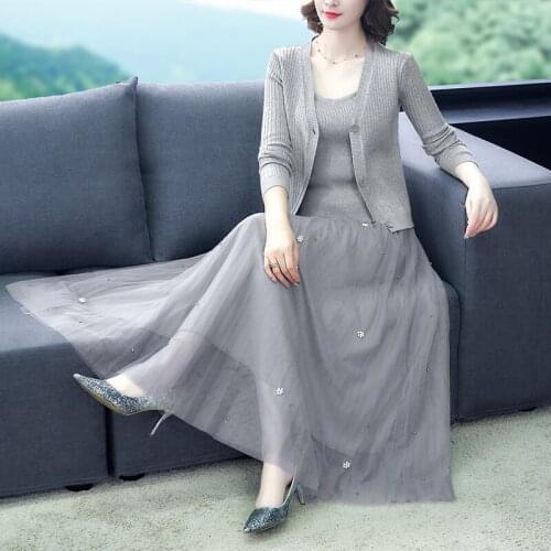 Two-piece small sling cardigan autumn new fashion knit age-reducing western style mesh skirt three-piece suit
