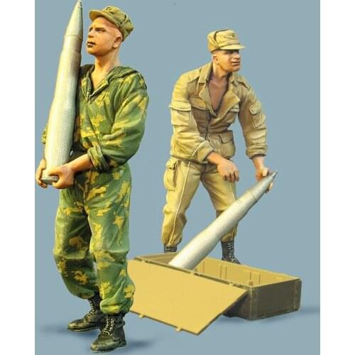 1/35 Resin Figure Building Kit Soviet Tankers