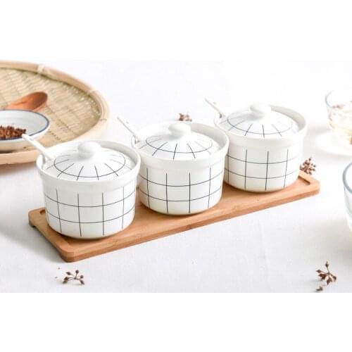 Ceramic seasoning can Japanese seasoning box bottle seasoning seasoning can box Bottle salt can three piece set kitchen supplies