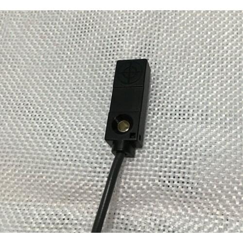 Free ship 10pc 6-36V NPN proximity sensor switch Mini magnetic hall sensor 3Wire normally open quality magnetic switch sensor