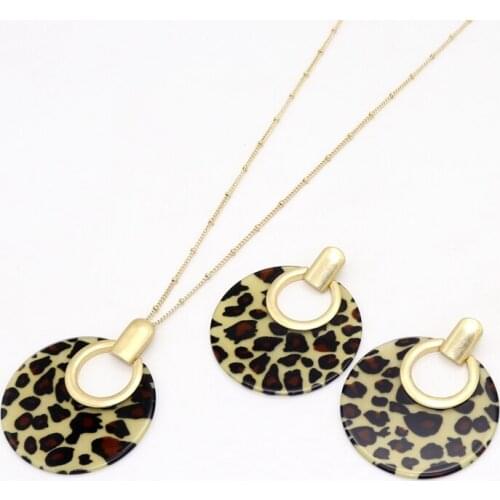 New trend 2020 long charm thin chain leopard acetate resin pendant necklace for women