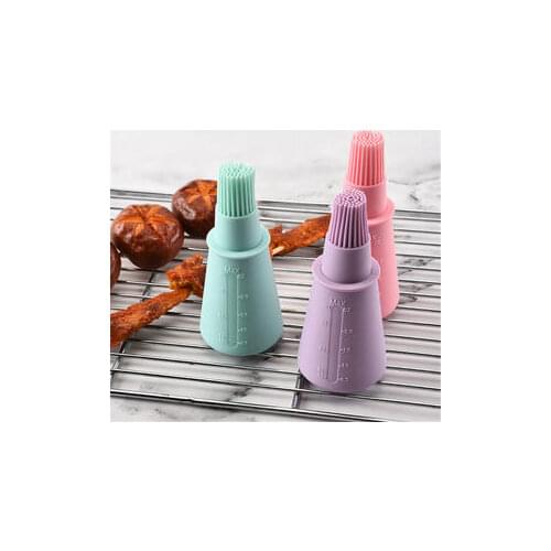 1 Pcs Portable Silicone Scaled Oil Bottle with Brush Grill Oil Brushes Liquid Oil Pastry Kitchen Baking BBQ Tool